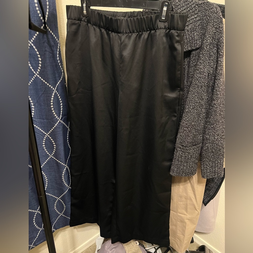 Anne Taylor satin look, pull-on, wide-leg pants